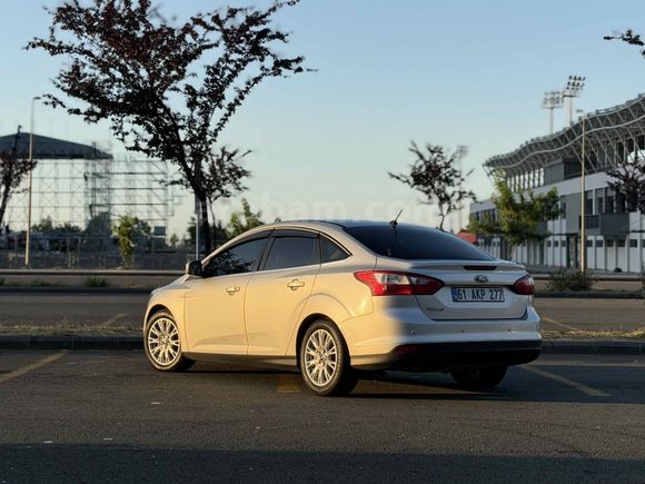 Sahibinden Ford Focus 1.6 Ti-VCT Titanium X 2013 Model 