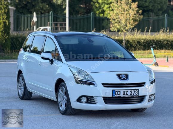 PEUGEOT 5008 CAM TAVAN HDİ FULL+FULL+EĞLENCE PAKETİ+7 KOLTUK
