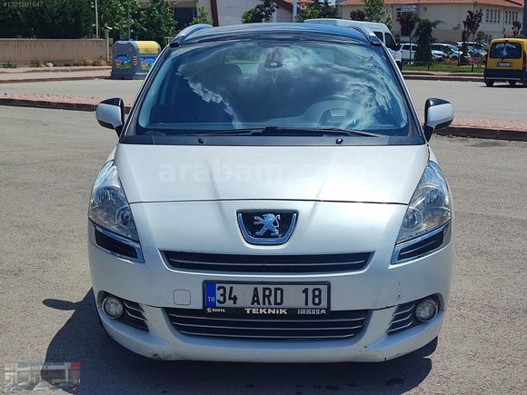 Burak Galeri'den 2013 Model Peugeot 5008 Allure