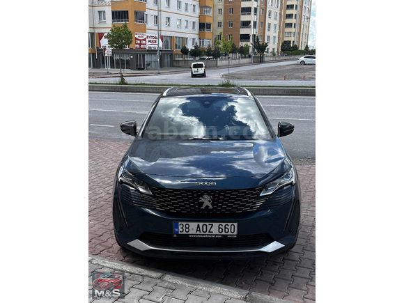 MS PREMİUMDAN 2023 PEUGEOT 5008 1.5 BLUEHDI ALLURE CAM TAVAN