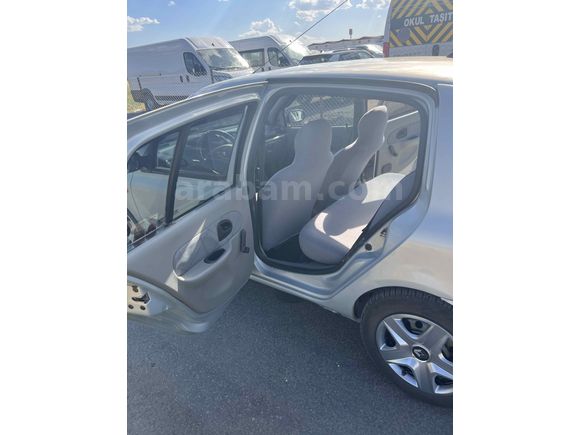 Sahibinden klimalı 2004 Model  clio