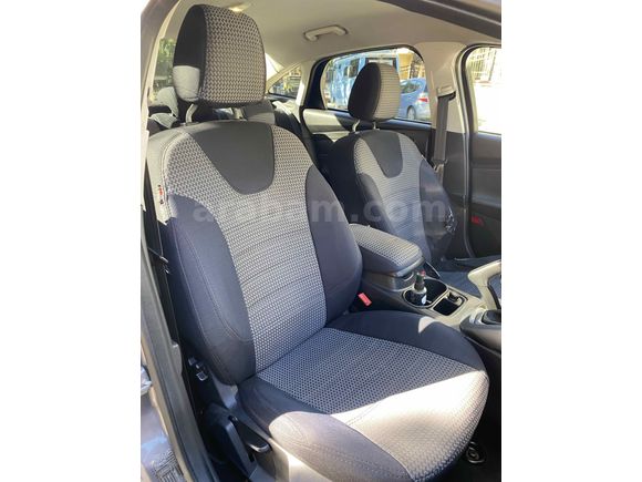 Sahibinden Ford Focus 1.6 TDCi Titanium 2013 Model 