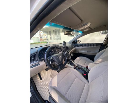 Sahibinden Hyundai Elantra 1.6 CRDi Style Plus 2017 Model