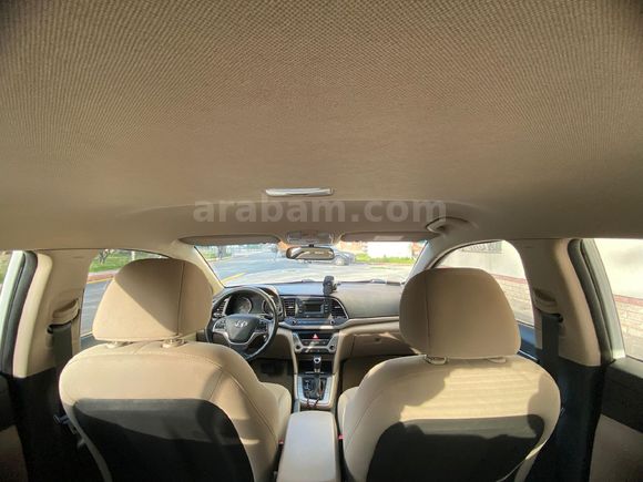 Sahibinden Hyundai Elantra 1.6 CRDi Style Plus 2017 Model