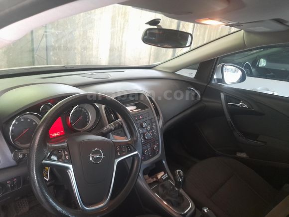 Sahibinden Opel Astra 1.6 Edition 2015 Model