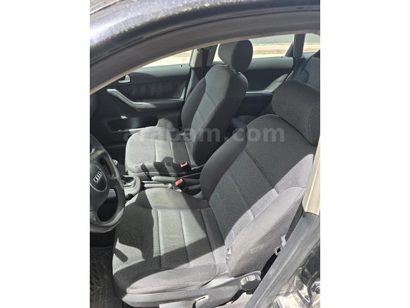Gümrükten Temiz Audi A3