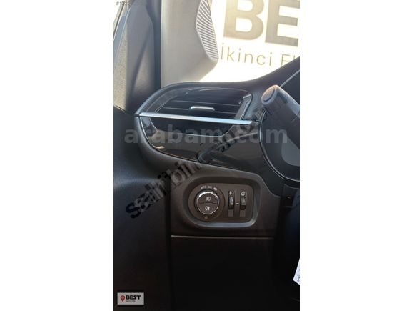 BEST 2.EL'DEN %0 FAİZ ORANI İLE ÇİFT RENK OPEL CORSA (2022)