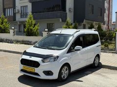 Galeriden Ford Tourneo Courier 1.5 TDCi Delux 2019 Model Gaziantep