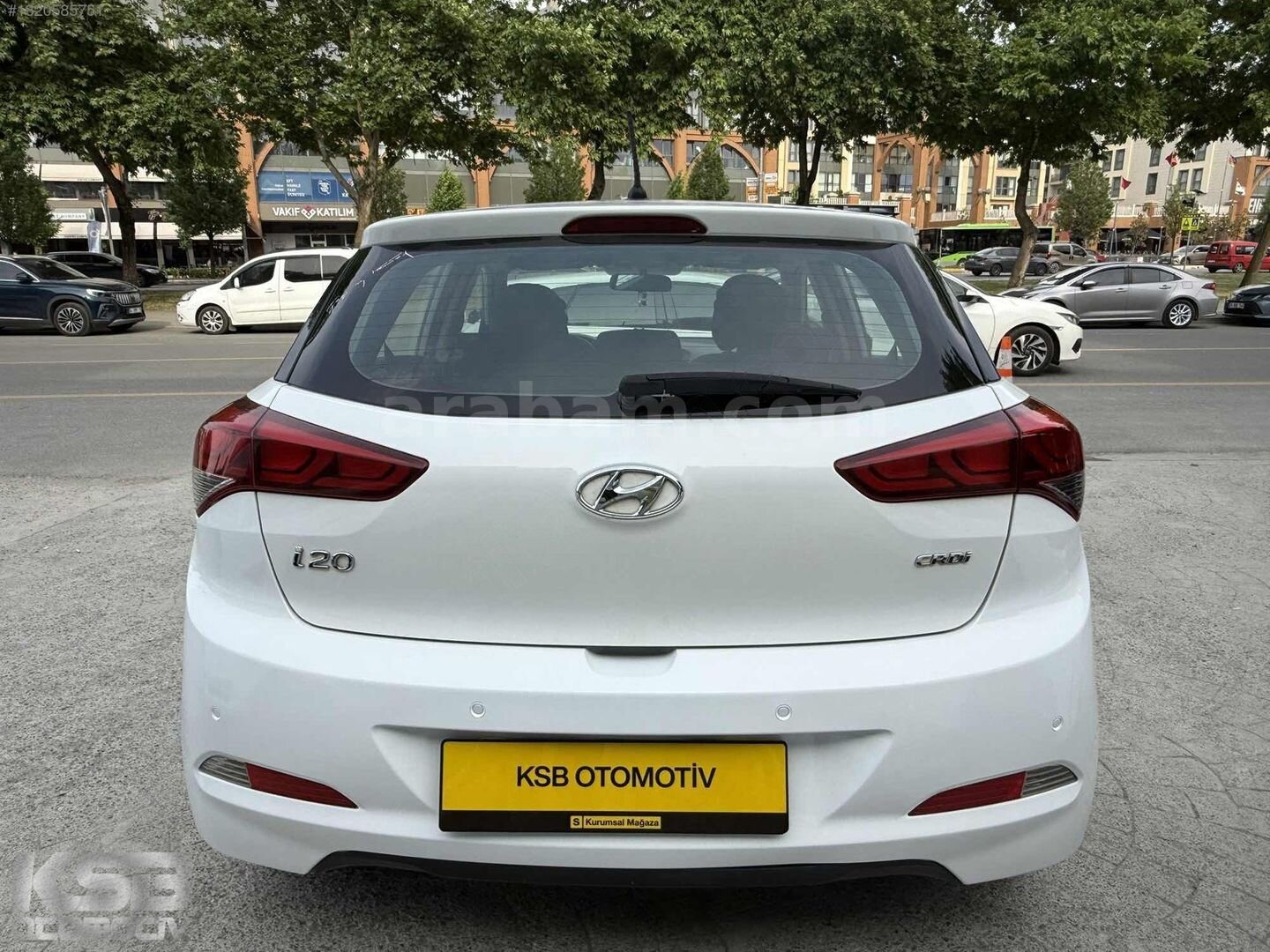 Galeriden Hyundai i20 1.4 CRDi Style 2018 Model Sakarya 139.500 km Beyaz 5