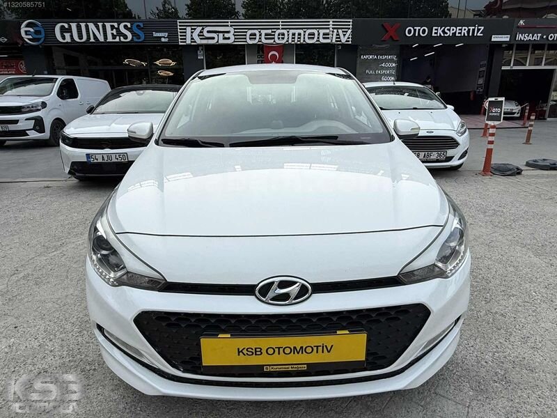Galeriden Hyundai i20 1.4 CRDi Style 2018 Model Sakarya 139.500 km Beyaz