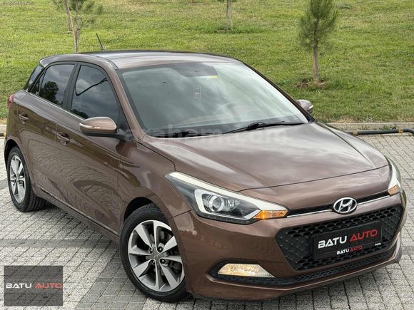 BATU AUTO'DAN 2014 HYUNDAİ İ20 1.4CRDİ STYLE 150 BİNDE TEMİZ