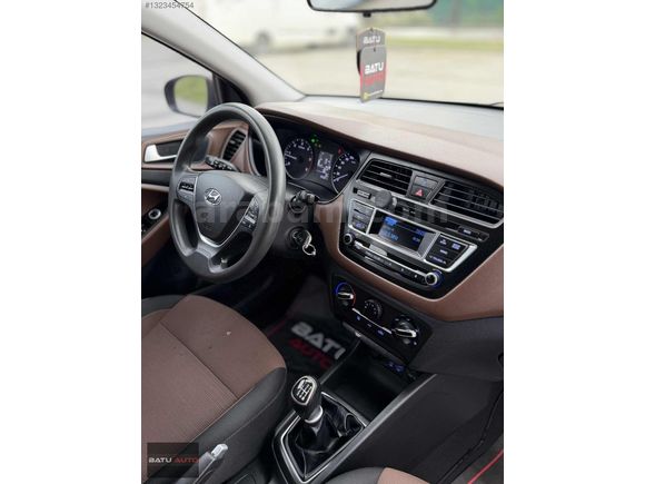 BATU AUTO'DAN 2014 HYUNDAİ İ20 1.4CRDİ STYLE 150 BİNDE TEMİZ