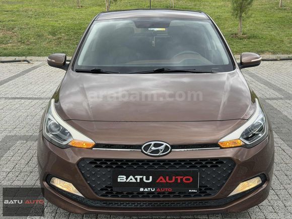 BATU AUTO'DAN 2014 HYUNDAİ İ20 1.4CRDİ STYLE 150 BİNDE TEMİZ