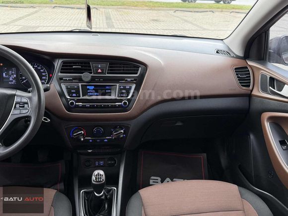 BATU AUTO'DAN 2014 HYUNDAİ İ20 1.4CRDİ STYLE 150 BİNDE TEMİZ