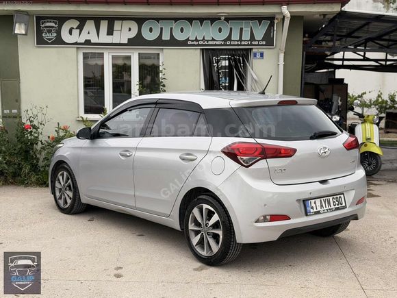2015 MODEL HYUNDAİ İ20 1.4CRDİ STYLE 181 BİN KM