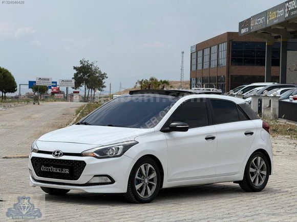 HATASIZ EN DOLUSU İ20 CAM TAVANLI