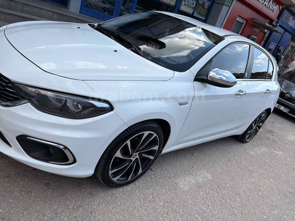 Sahibinden Fiat Egea 1.6 Multijet Mirror 2020 Model  150.000 km Beyaz