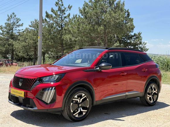 2025 MODEL 20.900 KM PEUGEOT 2008 ALLURE 1.2 130 EAT8 HATASIZ
