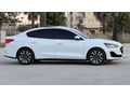 2025 MODEL DİZEL 40 BİN KM TİTANİUM-X AÇILIR CAM TAVAN HATASIZ