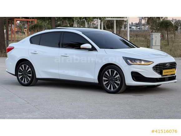 2025 MODEL DİZEL 40 BİN KM TİTANİUM-X AÇILIR CAM TAVAN HATASIZ