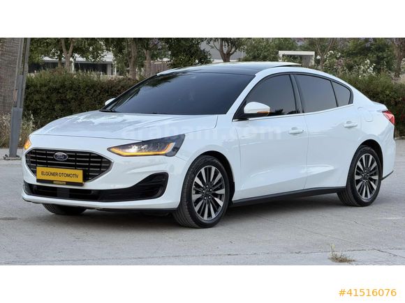 2025 MODEL DİZEL 40 BİN KM TİTANİUM-X AÇILIR CAM TAVAN HATASIZ