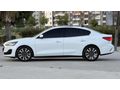 2025 MODEL DİZEL 40 BİN KM TİTANİUM-X AÇILIR CAM TAVAN HATASIZ