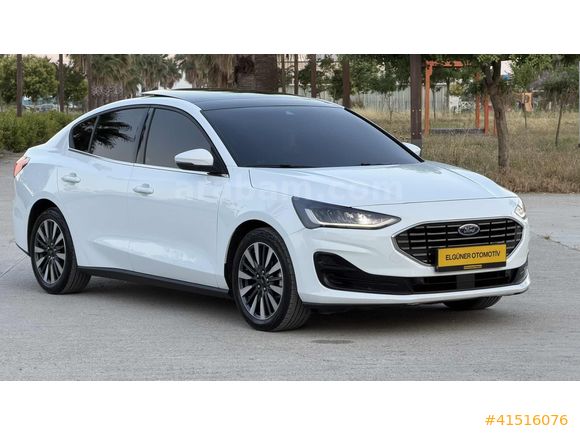 2025 MODEL DİZEL 40 BİN KM TİTANİUM-X AÇILIR CAM TAVAN HATASIZ
