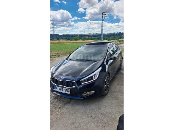 Sahibinden Kia Ceed 1.6 CRDi Premium 2013 Model