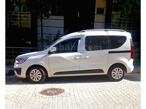 TR'NİN EN UYGUNU 0 MUAYENELİ 90 BİN KM 2023 MODEL MEMURDAN