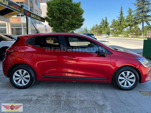 2023 RENAULT CLIO HATASIZ BOYASIZ TRAMERSIZ