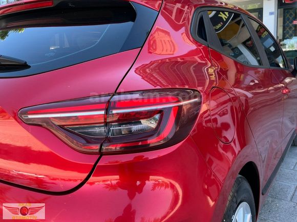 2023 RENAULT CLIO HATASIZ BOYASIZ TRAMERSIZ