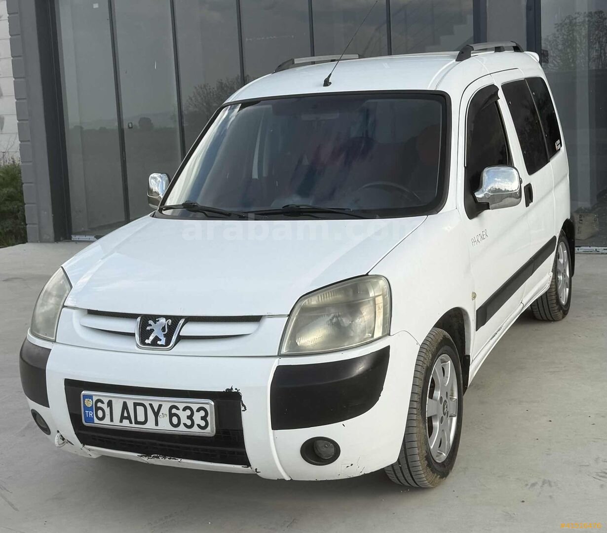 Galeriden Peugeot Partner 1.9 D 2004 Model Manisa 320.000 km Beyaz 1