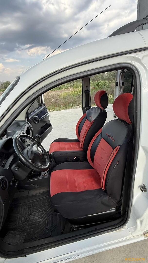Galeriden Peugeot Partner 1.9 D 2004 Model Manisa 320.000 km Beyaz 3