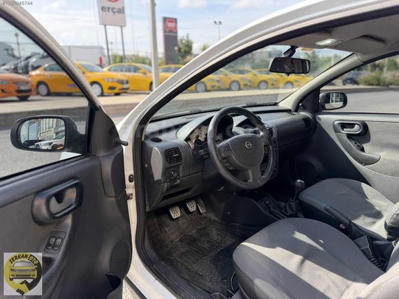 SERKAN OTO'DAN CORSA 1.7DTi COMFORT