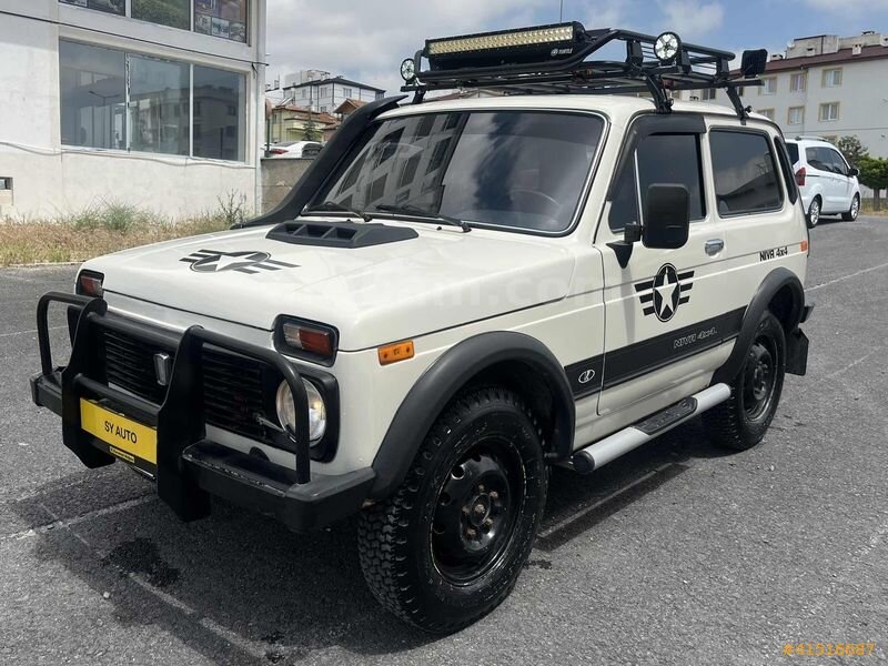 EMSALSİZ 4X4 NİVA