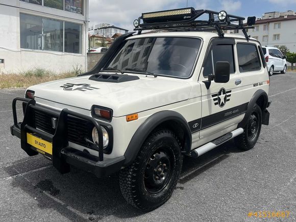 EMSALSİZ 4X4 NİVA