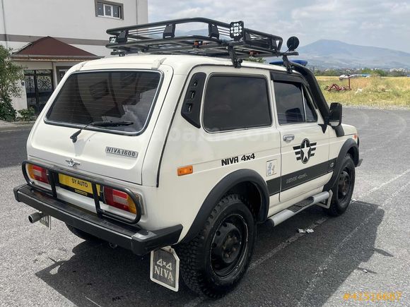 EMSALSİZ 4X4 NİVA