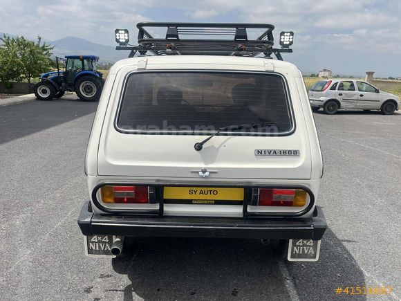 EMSALSİZ 4X4 NİVA