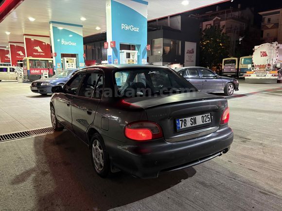 Sahibinden Hyundai Accent 1.5 GLS 2000 Model 
