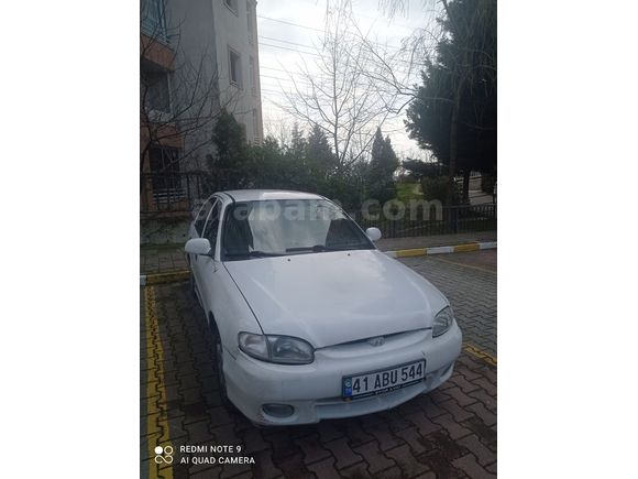 Sahibinden Hyundai Accent 1.3 XL1998 Model 