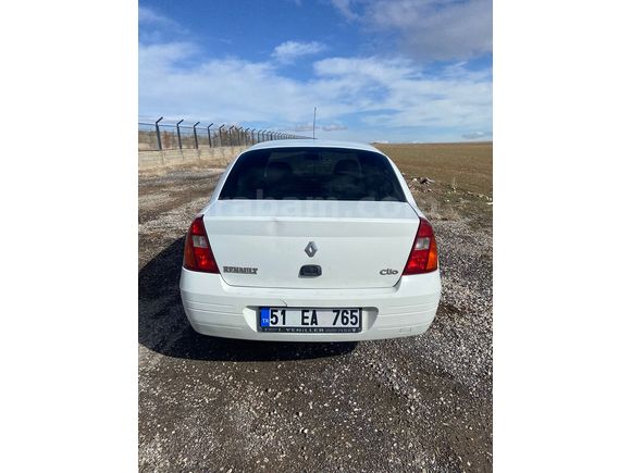 Sahibinden Renault Clio 1.4 RNA 2000 Model 