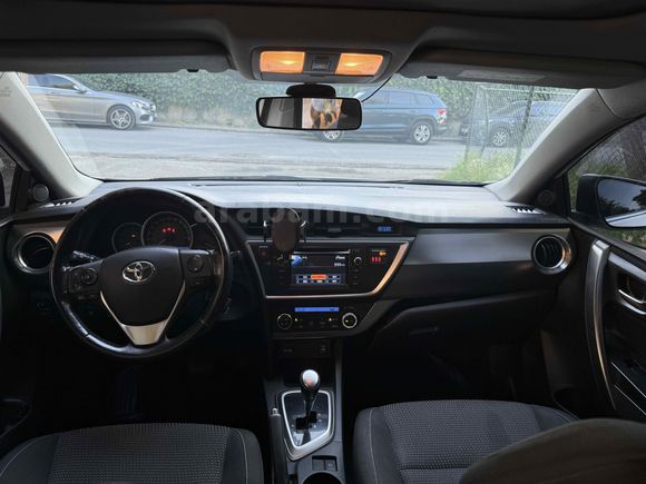 Galeriden Toyota Auris 1.4 D-4D Active Skypack 2013 Model İstanbul