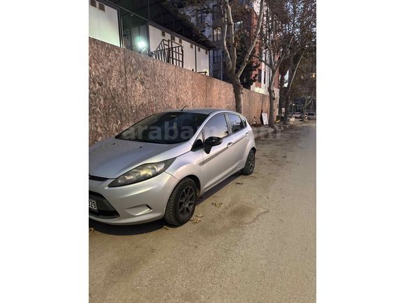 Sahibinden Ford Fiesta 1.4 TDCi Trend 2012 Model 