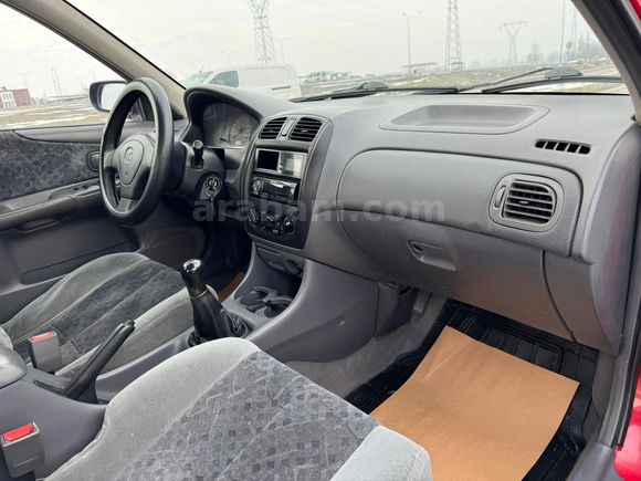 Sahibinden Mazda 323 1.5 GLX 1999 Model