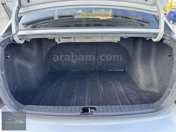 215 BİNDE ORJİNAL KM HYUNDAİ ACCENT ERA 1.5CRDİ-VGT