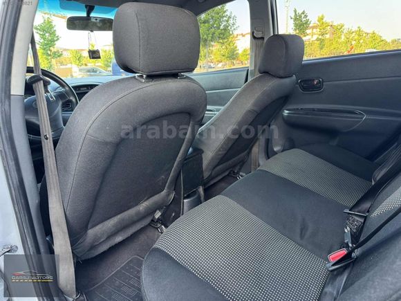 215 BİNDE ORJİNAL KM HYUNDAİ ACCENT ERA 1.5CRDİ-VGT