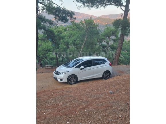 Sahibinden Honda Jazz 1.3 Elegance 2016 Model İzmir