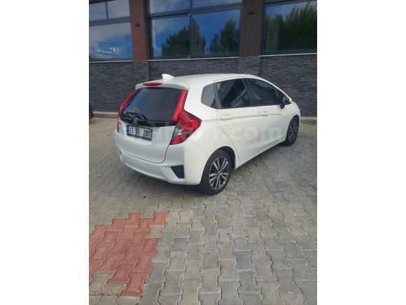 Sahibinden Honda Jazz 1.3 Elegance 2016 Model İzmir