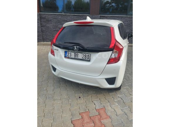 Sahibinden Honda Jazz 1.3 Elegance 2016 Model İzmir