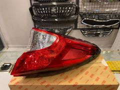 TOYOTA C-HR SAĞ DIŞ STOP LEDSİZ 2017-2020 ORIJINAL 81551-F4010